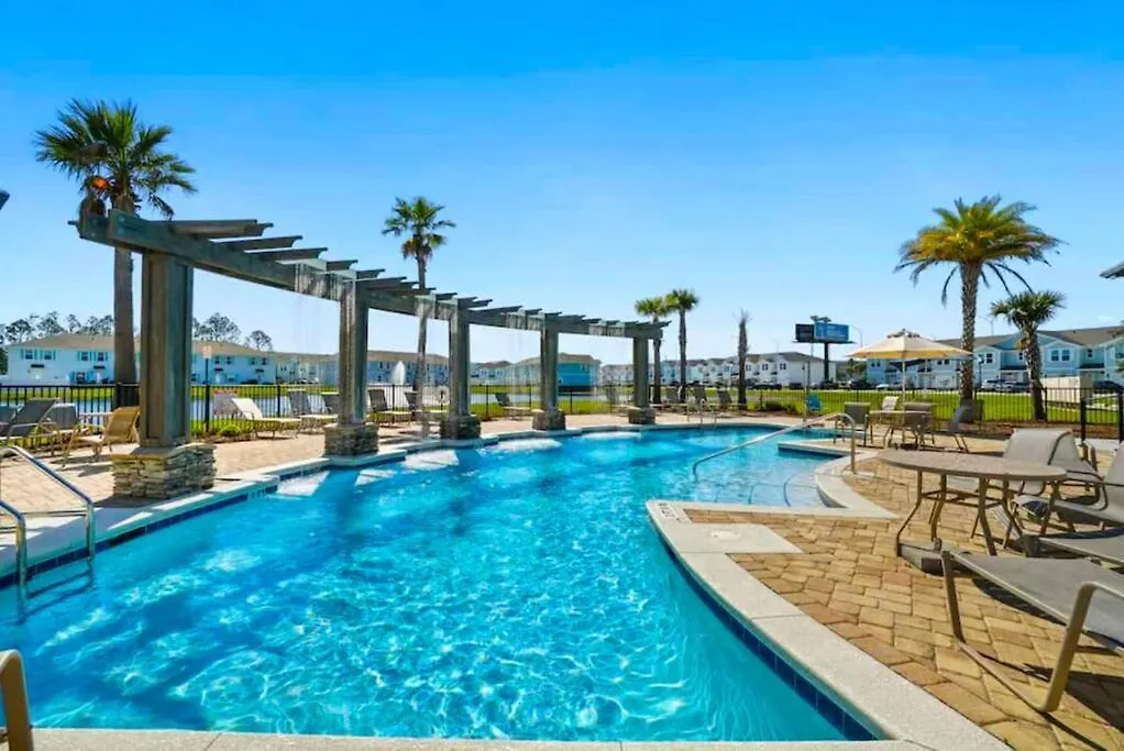 Explore Pcb Townhouse Near Publix Sports With Games 巴拿马城 0*,